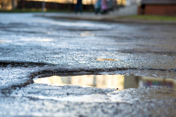 Best Driveway Crack Filling in Aliquip, PA